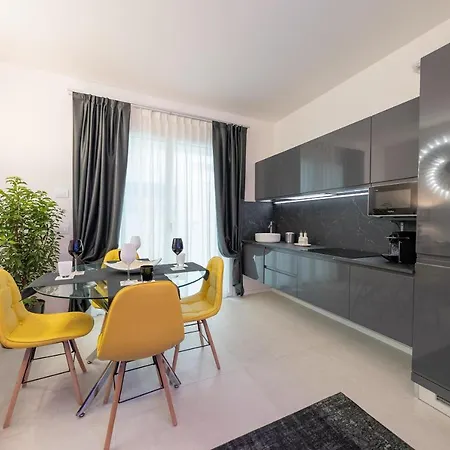 Апартаменты Magic Luxury Бардолино