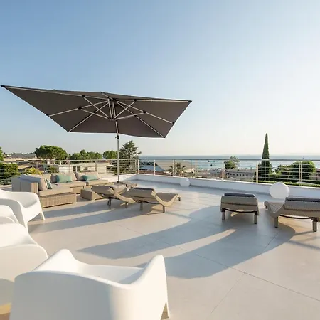 Magic Luxury Апартаменты *